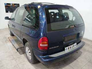 chrysler voyager (gs) 1995-2001 del año 2000