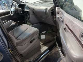 chrysler voyager (gs) 1995-2001 del año 2000