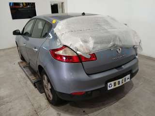 renault megane iii hatchback (bz0/1_, b3_) 2008- del año 2009