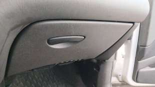 Recambio de guantera para ford focus i sedán (dfw) 1999-2009 1.8 turbo di / tddi referencia OEM IAM 1142885 1142885 