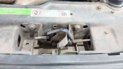 Recambio de cerradura capo para volkswagen polo iii (6n1) 1994-1999 75 1.6 referencia OEM IAM 1H0823509B 1H0823509B 