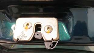 Recambio de cerradura maletero / porton para volkswagen polo iii (6n1) 1994-1999 75 1.6 referencia OEM IAM 6N0827505A 6N0827505A