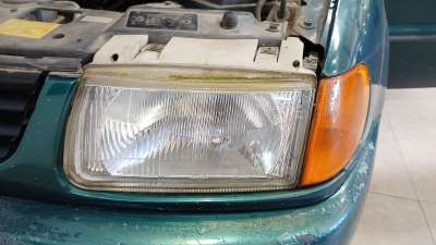 Recambio de faro izquierdo para volkswagen polo iii (6n1) 1994-1999 75 1.6 referencia OEM IAM 6N1941015 6N1941015 