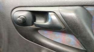 Recambio de maneta interior delantera derecha para volkswagen polo iii (6n1) 1994-1999 75 1.6 referencia OEM IAM 6N0837226A 6N08