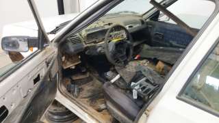 peugeot 205 furgoneta/hatchback 1983-1990 del año 1997