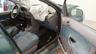 peugeot 206 hatchback (2a/c) 1998-2012 del año 2000