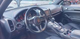 porsche cayenne (typ 92aa) 2009-2017 del año 2016