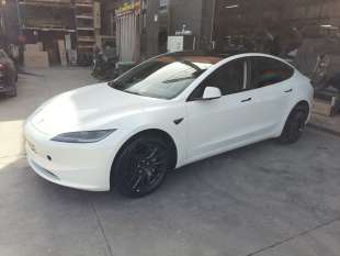 tesla model 3 (5yj3) 2017- del año 2024 2