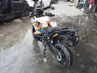 ktm super adventure - del año 2021