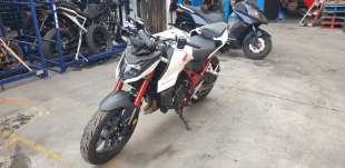 honda cb 750 hornet 2022- del año 2024