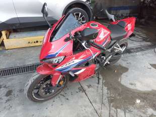 honda cbr (601cc - ) - del año 2024