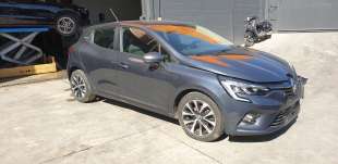 renault clio v 2019- del año 2022