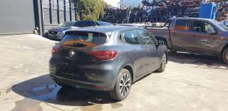 renault clio v 2019- del año 2022
