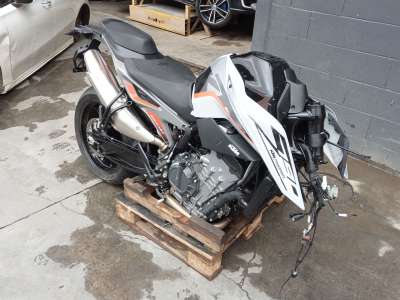 ktm duke - del año 2024