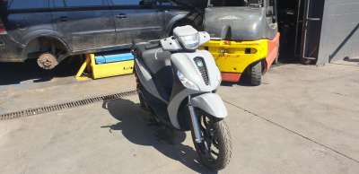 piaggio (vespa) piaggio medley 125 2019- del año 2024