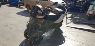 piaggio (vespa) mp3 400 hpe 2021- del año 2022 2