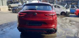 alfa romeo stelvio (630) 2017- del año 2018