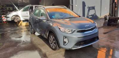 kia stonic (ybcuv) 2017- del año 2022