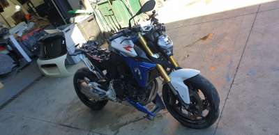 bmw f 900 r 2019- del año 2022