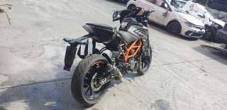 ktm 125 duke 2016- del año 2023