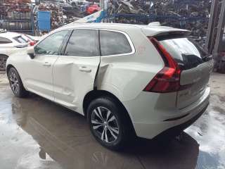 volvo xc60 ii (246) 2017- del año 2021
