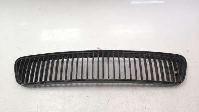 Recambio de rejilla paragolpes delantero para skoda fabia (6y2/6y3) 1999-2007 referencia OEM IAM 6Y0853677D 107195704 