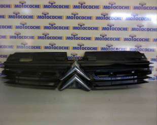 Recambio de rejilla delantera para citroën c5 berlina 2001-2004 3.0 v6 referencia OEM IAM 7804K2  5828