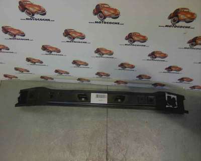 Recambio de travesaño inferior para fiat punto berlina (188) 1999-2002 referencia OEM IAM 51704754  FT1333204