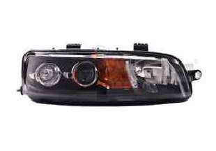Recambio de faro derecho para fiat punto berlina (188) 2002-2003 referencia OEM IAM 51712392  FT1334913
