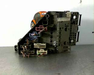 Recambio de caja reles / fusibles para mg serie 25 (rf) 2000-2004 2.0 idt cat referencia OEM IAM 104819010901 YQE103730  2