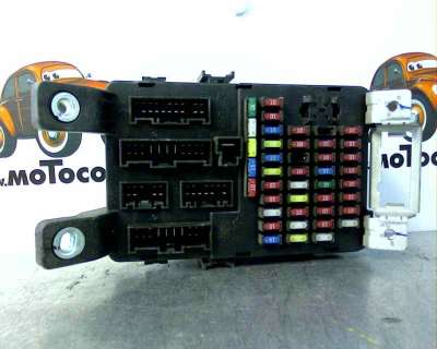 Recambio de caja reles / fusibles para kia rio 2005-2012 1.5 crdi referencia OEM IAM KF2150091 919501G 
