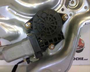 Recambio de elevalunas trasero izquierdo para kia cerato 2004-2007 1.6 cat referencia OEM IAM    2