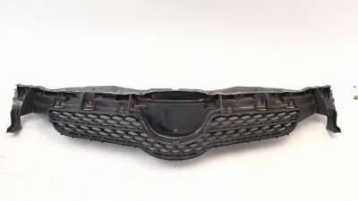 Recambio de rejilla delantera para toyota auris 2006-2012 luna referencia OEM IAM 5311102390 TY3502001 7748