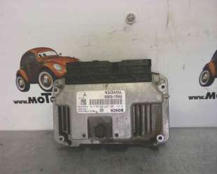 Recambio de centralita motor uce para toyota yaris 2008-2011 1.0 cat referencia OEM IAM 896610DB60 0261S04205 