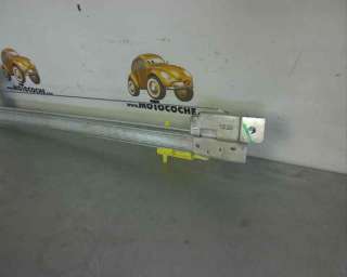 Recambio de elevalunas delantero izquierdo para opel vivaro 2001-2006 referencia OEM IAM 4408552 106194814 105589