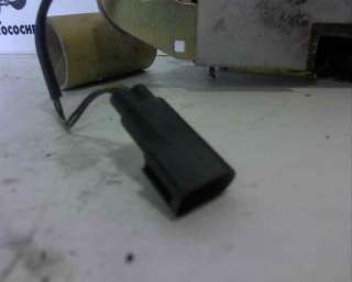 Recambio de cerradura puerta trasera derecha para ford mondeo berlina/familiar (fd) 1993-1996 referencia OEM IAM 93PBF264A26JA  