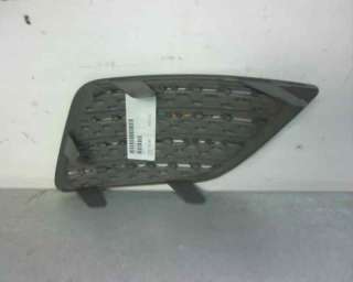 Recambio de rejilla paragolpes derecha para ford fiesta (cb1) 2008-2013 referencia OEM IAM 1369801 107103816 FD3422123
