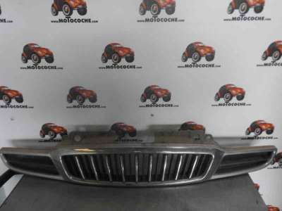 Recambio de rejilla delantera para daewoo tacuma 2000-2004 sx referencia OEM IAM 96377693  DW7152001