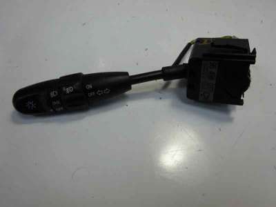 Recambio de mando intermitentes para daewoo kalos 2002-2004 1.4 sr referencia OEM IAM 96496037 5203221000 