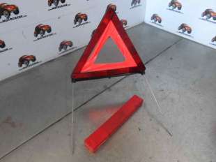Recambio de triangulo emergencias para porsche 911 (typ 996) 1997-2006 carrera 4 coupe referencia OEM IAM TRANGULOEMER  