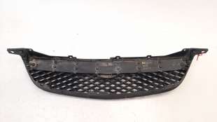 Recambio de rejilla delantera para mazda 626 berlina (gf) 1997-2003 2.0 ac referencia OEM IAM GE8V50710D  MZ0452001 2