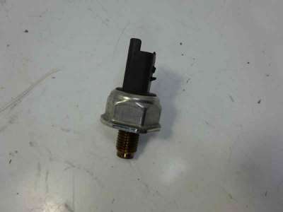 Recambio de rampa inyectora para renault scenic ii 2003-2009 luxe dynamique referencia OEM IAM 8200057232  R9144Z010D