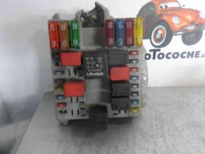 Recambio de caja reles / fusibles para fiat punto berlina (188) 1999-2002 1.2 8v referencia OEM IAM 46760255  