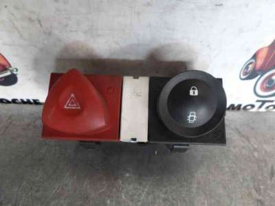 Recambio de warning para renault megane ii berlina 5p 2002-2009 confort expression referencia OEM IAM 8200107808  