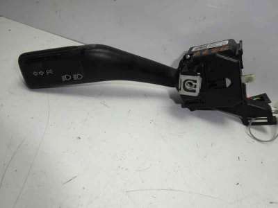 Recambio de mando intermitentes para volkswagen golf v berlina (1k1) 2003-2008 1.4 16v referencia OEM IAM   