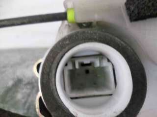 Recambio de cerradura puerta trasera derecha para toyota prius+ 2012- eco referencia OEM IAM   