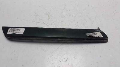 Recambio de moldura para jeep gr.cherokee (wj/wg) 1999-2005 3.1 td cat referencia OEM IAM   4737