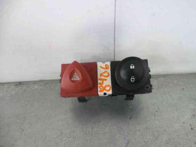 Recambio de warning para renault megane ii berlina 5p 2002-2009 confort dynamique referencia OEM IAM 8200095493  