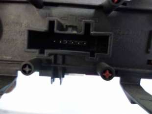 Recambio de warning para renault megane ii berlina 5p 2002-2009 confort dynamique referencia OEM IAM 8200095493   2