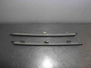 Recambio de molduras delanteras para renault clio iv 2012- referencia OEM IAM RN3292226  RN3292226